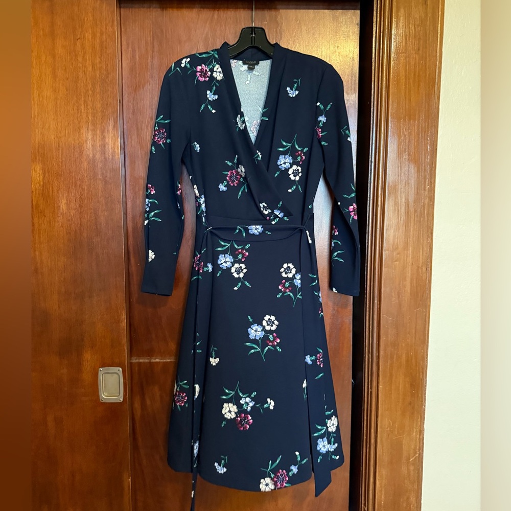 Ann Taylor Navy Floral Long Sleeve Dress